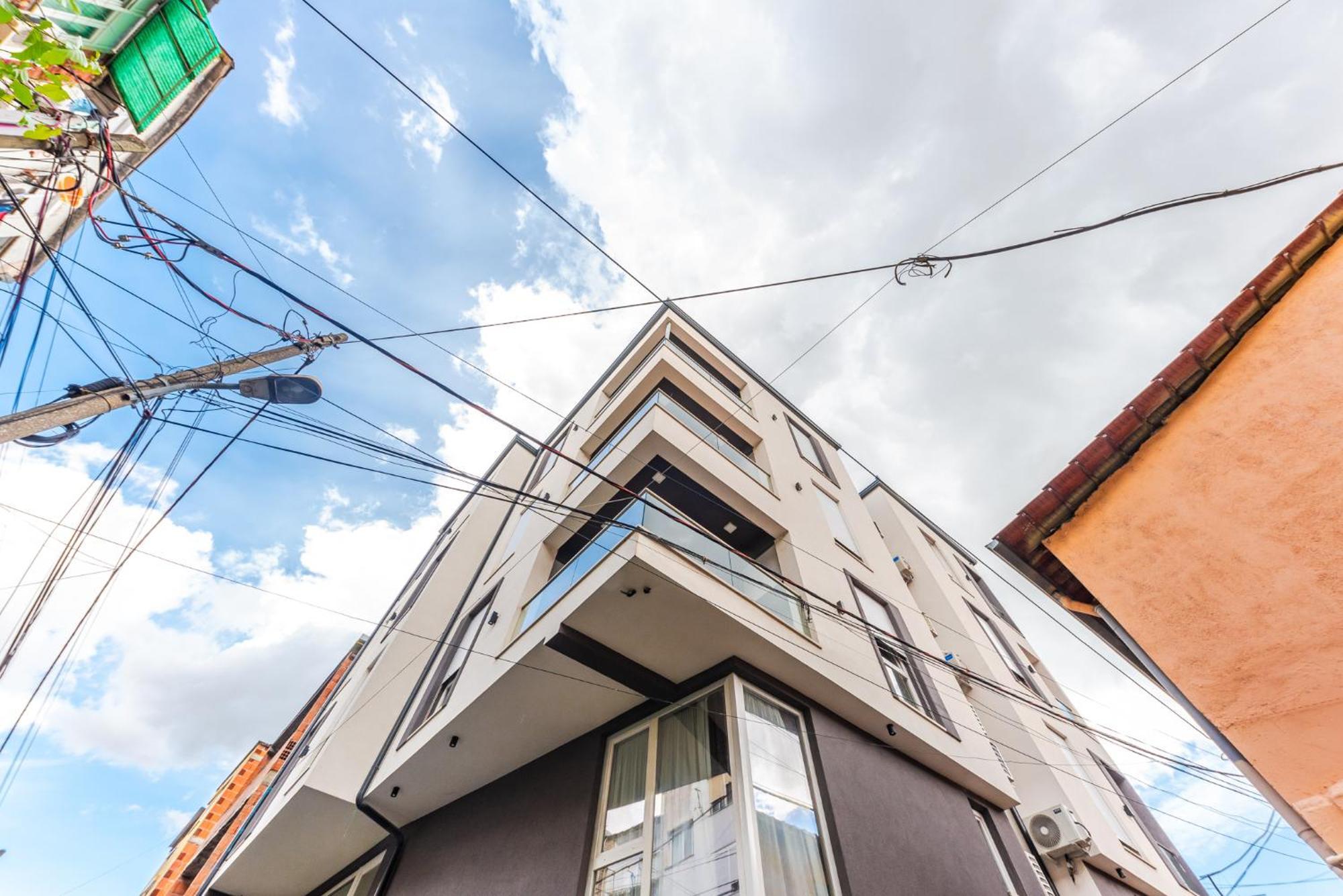 Mumba Apartments By Kondo Stays Tirana Exterior foto