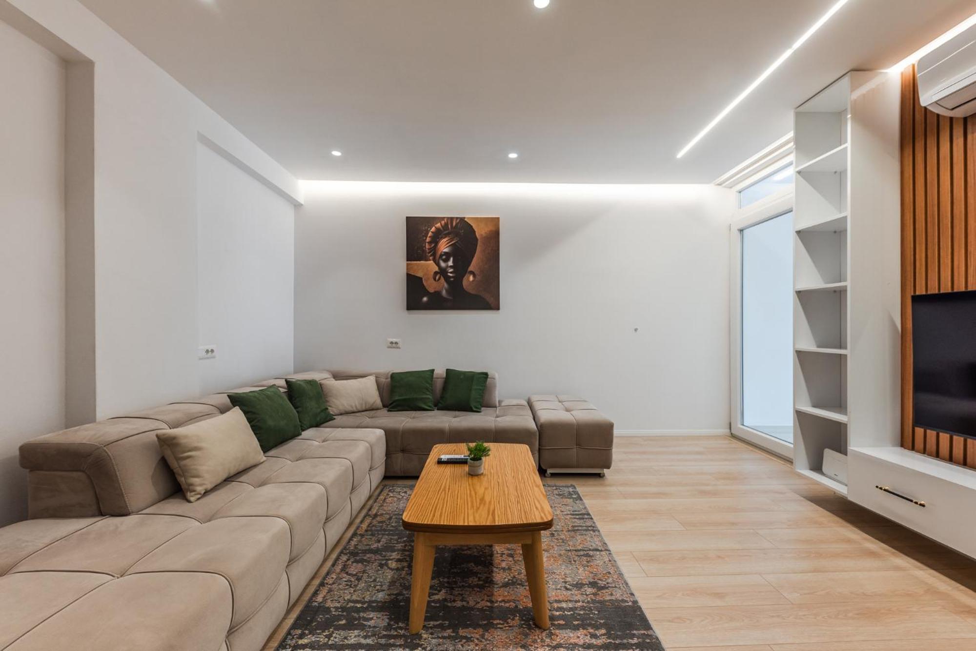 Mumba Apartments By Kondo Stays Tirana Exterior foto